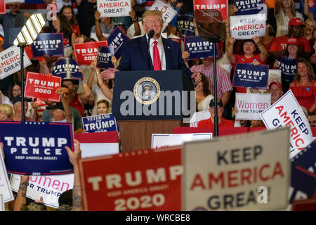 Fayetteville, North Carolina, USA. 9 Sep, 2019. Präsident Donald J. Trumpf spricht auf eine maga Rallye in Fayetteville, North Carolina. Credit: Preston Ehrler/ZUMA Draht/Alamy leben Nachrichten Stockfoto