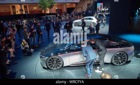 Hessen, Frankfurt, Deutschland. 10 Sep, 2019. Mercedes präsentiert die Vision WQS Studie auf der IAA. Foto: Thomas Frey/dpa Quelle: dpa Picture alliance/Alamy leben Nachrichten Stockfoto