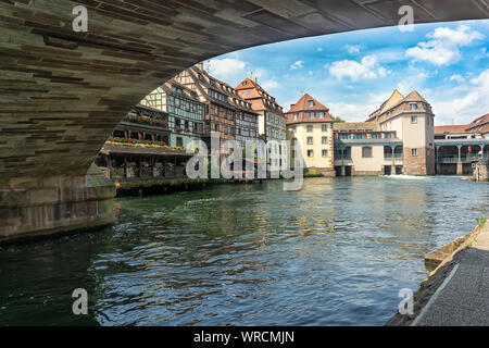 Blick auf das Viertel Petit France in Straßburg. Stockfoto