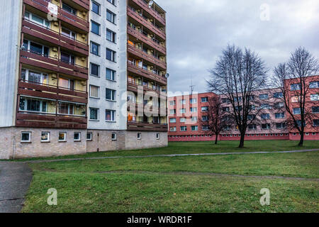 Kommunistischen Wohnblocks, Kutná Hora in der Tschechischen Republik. Stockfoto