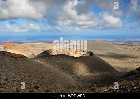 Timanfaya Nationalpark (Parque Nacional de Timanfaya). Die letzten Vulkanausbrüche entstanden zwischen 1730 und 1736. Lanzarote, Kanarische Inseln. Spanien Stockfoto