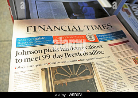 Financial Times Schlagzeile Tory PM Boris Johnson holt hardcore Kabinett bis 99 Tage Brexit Termin "25. Juli 2019 London England UK Treffen Stockfoto