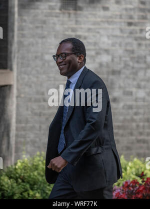 Downing Street, London, Großbritannien. September 2019. Kwasi Kwarteng, Staatsministerin für Wirtschaft, Energie und Industriestrategie in der Downing Street für Kabinettstreffen. Kredit: Malcolm Park/Alamy Live News. Stockfoto