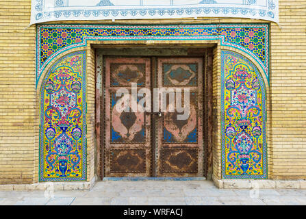 Golestan Palast, Zelt Haus Eingang, keramische Fliesen, Teheran, Islamische Republik Iran Stockfoto