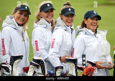 Das Team USA (von links nach rechts) Lexi Thompson, Jessica Korda, Nelly Korda und Kapitän Juli Inkster posieren für ein Foto während der Vorschau Tag zwei des Solheim Cup 2019 in Gleneagles Golf Club, Auchterarder. Stockfoto