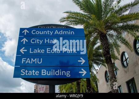 Orlando, Florida. August 17, 2019. Rathaus und Lake Eola Park in der Innenstadt Stockfoto