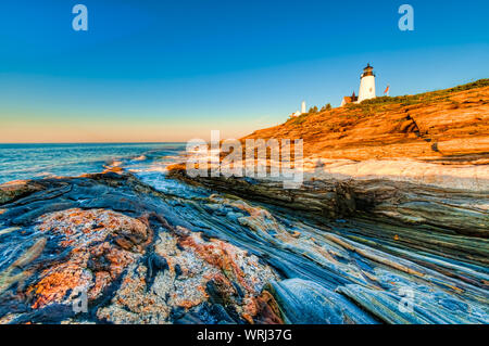 Am frühen Morgen Sonnenaufgang am Pemaquid Point Lighthouse in Maine, USA. Stockfoto