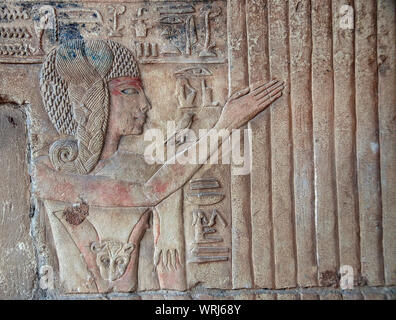 Reliefs und Malereien aus dem Grab des Haremhab in Sakkara, Ägypten Stockfoto