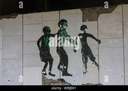Pripyat (prypjat): Graffiti an verlassenen Gebäude in Tschernobyl (Tschernobyl) Ausschluss Zone, Kiev Oblast, Ukraine Stockfoto