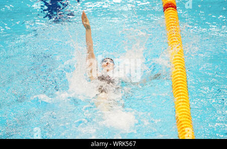 Großbritanniens Bethanien Firth während 100 m Ruecken der Frauen an Tag zwei der Welt Para Schwimmen Allianz Meisterschaften an der London Aquatic Centre, London. Stockfoto