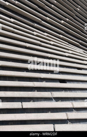 Betonplatten auf einer Seite der V&A Museum in Dundee Stockfoto