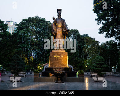 Vietnam Hanoi Statue von König Ly Thai Stockfoto