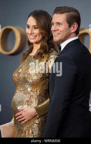 London - England - Sep 9: Jessica Blair Herman und Allen Leech die Weltpremiere von Downton Abtei teilnehmen" in Leicester Square, London, UK 9 S Stockfoto