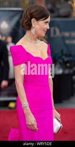 London, Großbritannien. 09 Sep, 2019. Elizabeth McGovern besucht die Weltpremiere von Downton Abtei am Leicester Square in London. Credit: SOPA Images Limited/Alamy leben Nachrichten Stockfoto