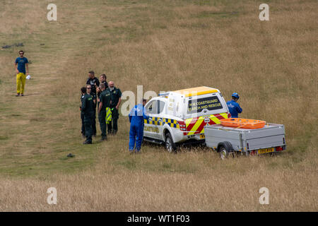 East Sussex, Beachy Head, Großbritannien, 10. Juli 2019: Polizisten auf den Klippen von Beachy Head an einem Incident Stockfoto