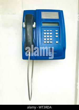 Telefon an der Wand. Studio Foto Stockfoto