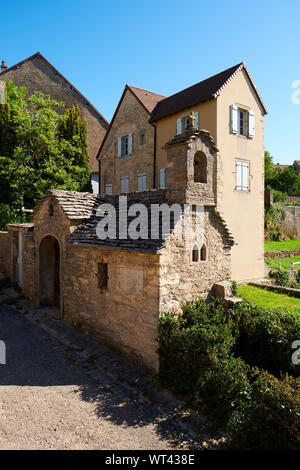 Chapelle Saint-Vernier de Château-Chalon-Chapelle Oratoire Saint Vernier - Eine lokale Weinberg Winzer in Chateau Chalon Dorf Jura Frankreich Kapelle Stockfoto