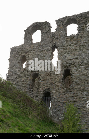 Clun Schloss, Shropshire, England. Ruine einer Burg aus dem 12. Jahrhundert in der kleinen Stadt Clun in der Shropshire Hills. Stockfoto