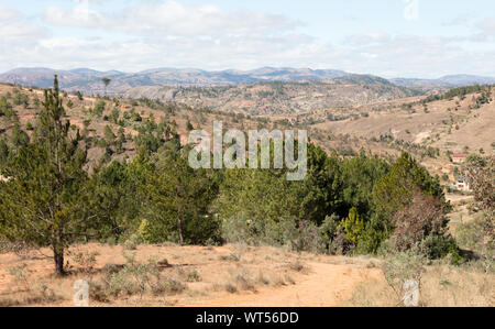 Madagassischen Landschaft zwischen Andasibe und Antsirabe, Madagaskar, Afrika Stockfoto