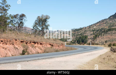 Madagassischen Landschaft zwischen Andasibe und Antsirabe, Madagaskar, Afrika Stockfoto