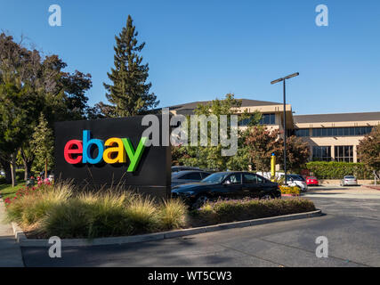 San Jose, USA - 10. September 2018: Ebay outdoor Logo in der Zentrale in Silicon Valley Stockfoto