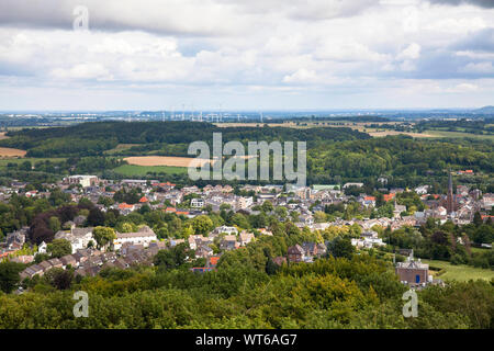 Blick von der Wilhelmina Turm auf dem höchsten Punkt der Niederlande in Vaals, drei-punkt Deutschland, Niederlande, Belgien, mit Blick nach Vaals. Bl Stockfoto