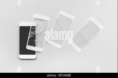 Gehärtetes Glas Schild oder Film-Cover mit mobilen phone.protector Konzepte Ideen Stockfoto