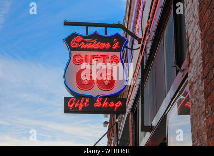 Williams, Arizona/USA - Oktober 06, 2012: Shop Williams mit Souvenirs und Geschenke Stockfoto