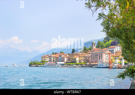 Landschaft der Comer See in Italien. Spektakuläre Aussicht auf die Stadt - Bellagio, Lombardei. Berühmte italienische Erholung Zone und beliebten europäischen Reisen des Stockfoto