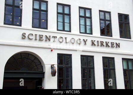 Kopenhagen, Dänemark - 20 Juli 2019: Eingang und Wand Protokoll der Scientology Kirche Dänemark in der Stadt Kopenhagen. Stockfoto