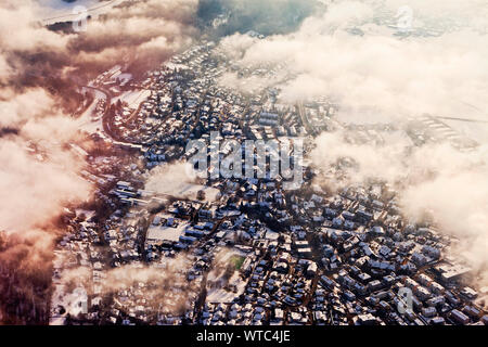 Luftaufnahme von Zurich Schweiz im Winter mit seitlichem cloudcover Stockfoto