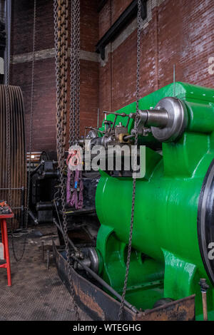 Flaschenzug in Ingenieure Werkstatt. Stockfoto