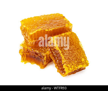 Gelbe Honigwabe slice Closeup auf weißem Hintergrund Stockfoto