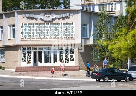 BENDER, Transnistrien, REPUBLIK MOLDAU. August 24, 2019. Rathaus der Stadt Hochzeit Zeremonien allgemeine Ansicht. Stockfoto