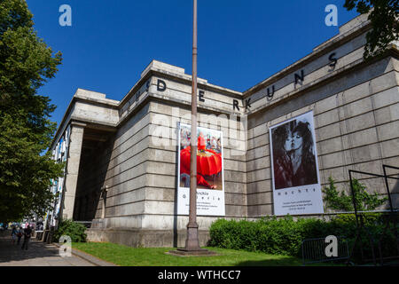 Das Haus der Kunst (Haus der Kunst), ein nicht-Sammlung moderner und zeitgenössischer Kunst Museum in München, Bayern, Deutschland. Stockfoto