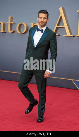 London - England - Sep 9: Robert James-Collier besucht die "Weltpremiere von Downton Abtei" in Leicester Square, London, Großbritannien, am 9. September 2019. Stockfoto