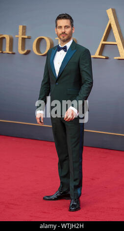 London - England - Sep 9: Robert James-Collier besucht die "Weltpremiere von Downton Abtei" in Leicester Square, London, Großbritannien, am 9. September 2019. Stockfoto