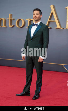 London - England - Sep 9: Robert James-Collier besucht die "Weltpremiere von Downton Abtei" in Leicester Square, London, Großbritannien, am 9. September 2019. Stockfoto