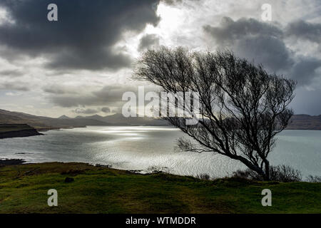 Die Ben mehr Reichweite über Loch Tuath, Isle of Mull, Schottland, Großbritannien Stockfoto