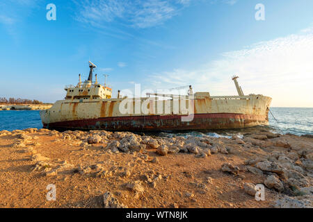 Der Edro III Schiffbruch, in der Nähe von Peyia (Ayia Thekla), Paphos, Zypern Stockfoto