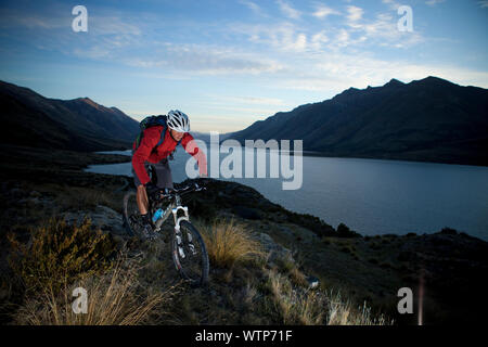 Dallas Hewett im Norden zu den Mavora Lake nach Süden, Southland, Neuseeland. Stockfoto