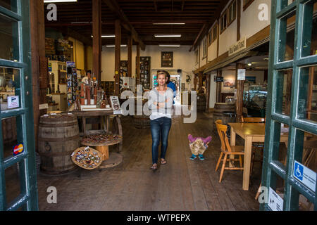 Ausblick Um die Steampunk Straßen der Küstenstadt Oamaru, North Otago, Neuseeland. Stockfoto