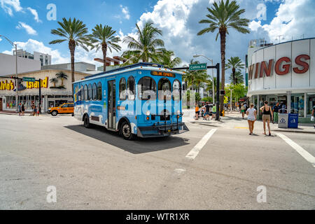 Miami Beach, Florida, USA - Kostenlose öffentliche Trolley Bus Personenbeförderung Stockfoto
