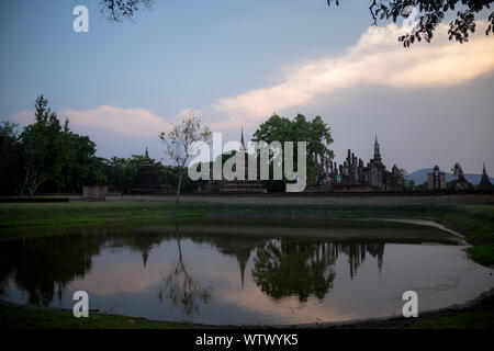 Sukhothai Historical Park oder Alte Sukhothai Stadt die erste Hauptstadt von Thailand, Sukhothai Historical Park in Thailand, Buddha, Altstadt Stockfoto