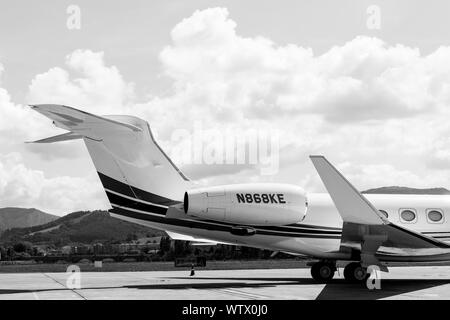 Die Rückseite einer Gulfstream G650 ER am Flughafen San Sebastián, Spanien. Stockfoto