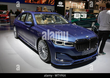 Frankfurt am Main, Deutschland. 26 Mär, 2017. Die deutschen Automobilhersteller ALPINA zeigt die BMW ALPINA B7 Biturbo Limousine Allrad SWITCH-TRONIC an der 2019 Internationale Automobil-Ausstellung (IAA). (Foto von Michael Debets/Pacific Press) Quelle: Pacific Press Agency/Alamy leben Nachrichten Stockfoto