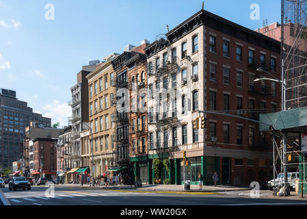 Canal Street New York, Aussicht im Sommer von typischen downtown Manhattan Gebäude aus dem 19. Jahrhundert entlang der Canal St., Soho, New York City, USA Stockfoto