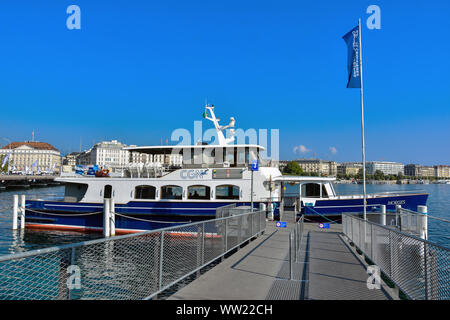 Genf, Schweiz - 29 AUGUST 2019. Genf Marina am Ufer des Genfer See, Schweiz. Stockfoto