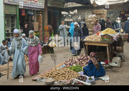 Ägypten, Luxor, im Souk | Verwendung weltweit Stockfoto