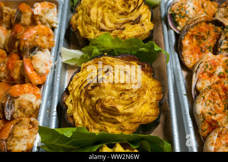 Spezialität Essen an Pescatore Meeresfrüchte, Grand Central Market, NYC Stockfoto